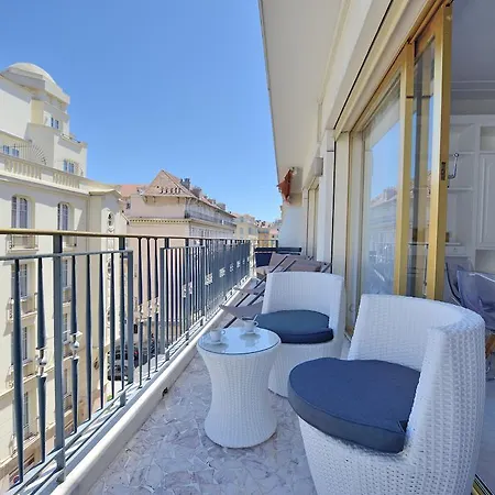 Rue Grimaldi Apartment *